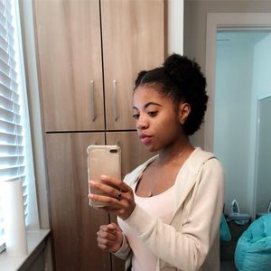 Meet your Posher, Cândi